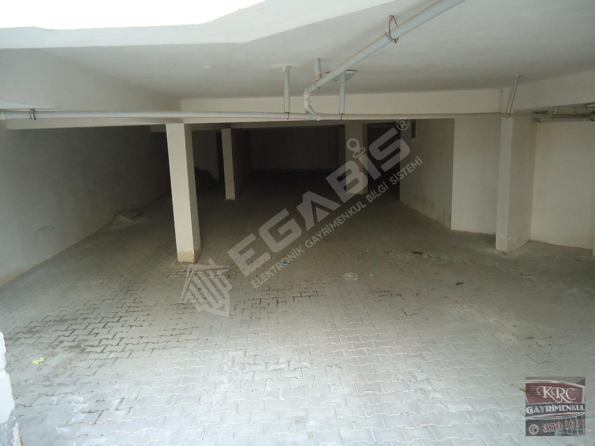 KRC'DEN MERKEZİ KONUMDA ASANSÖRLÜ SATILIK 3+1 DAİRE - 18