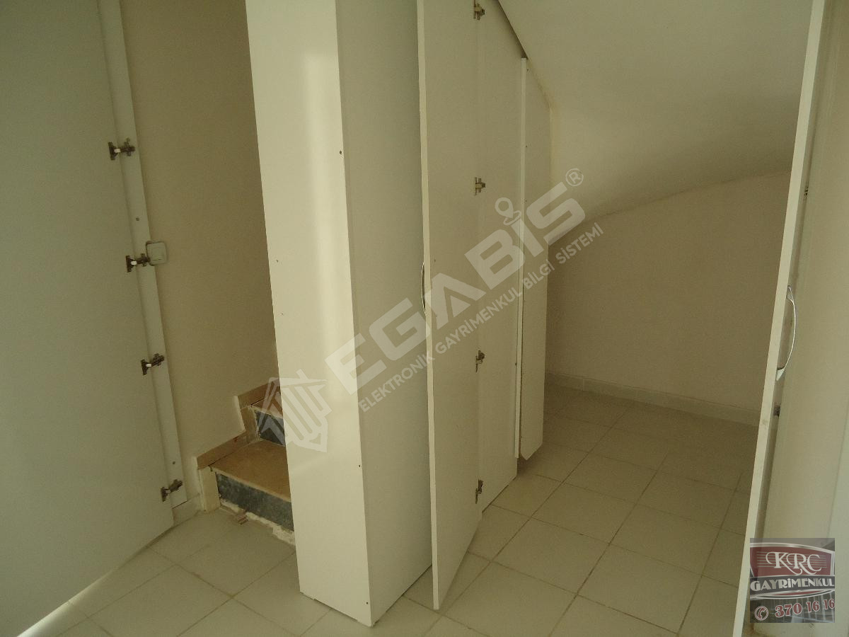 KRC DEN ÇİFT GİRİŞLİ GENİŞ MERKEZDE 5+1 DUBLEX DAİRE - 17