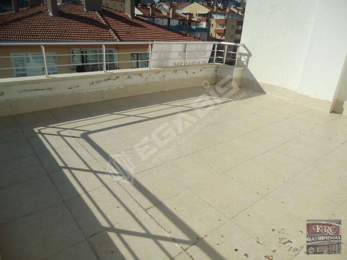 KRC DEN ÇİFT GİRİŞLİ GENİŞ MERKEZDE 5+1 DUBLEX DAİRE - 22