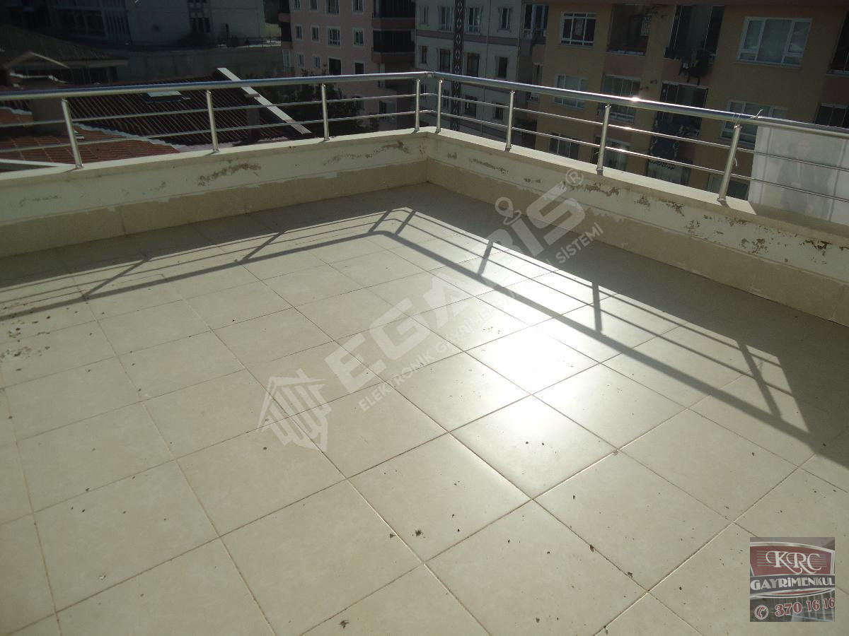 KRC DEN ÇİFT GİRİŞLİ GENİŞ MERKEZDE 5+1 DUBLEX DAİRE - 23