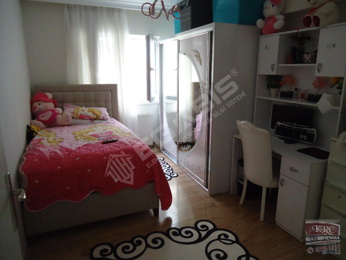 KRC'DEN BOĞAZİÇİ MAHALLESİNDE SATILIK KATTA 3+1 DAİRE - 15