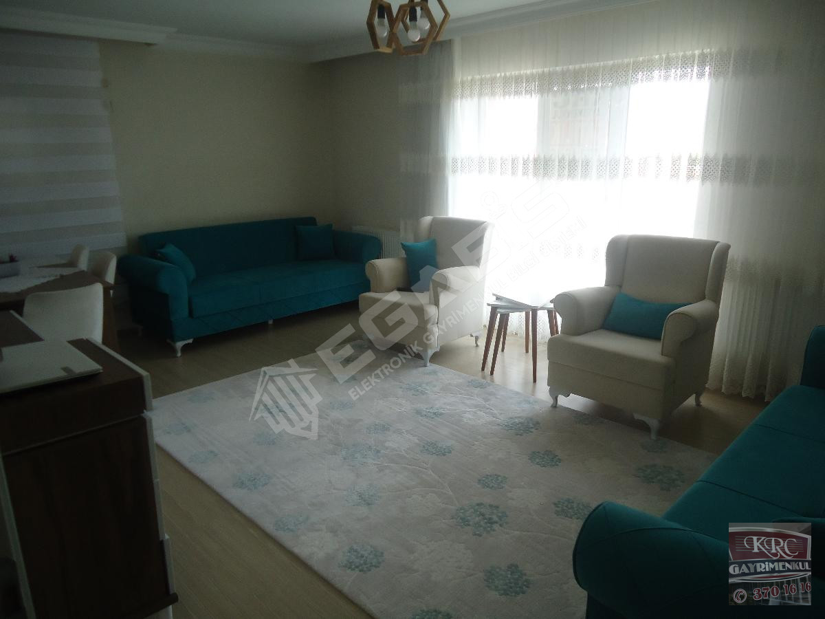KRC'DEN MERKEZİ KONUMDA ASANSÖRLÜ KATTA SATILIK 3+1 DAİRE - 5