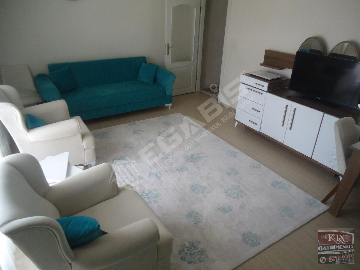 KRC'DEN MERKEZİ KONUMDA ASANSÖRLÜ KATTA SATILIK 3+1 DAİRE - 7