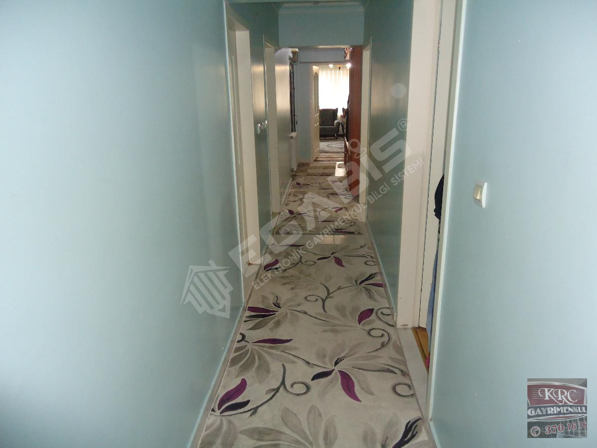 KRC'DEN MERKEZİ KONUMDA SATILIK 3+1 DAİRE - 4