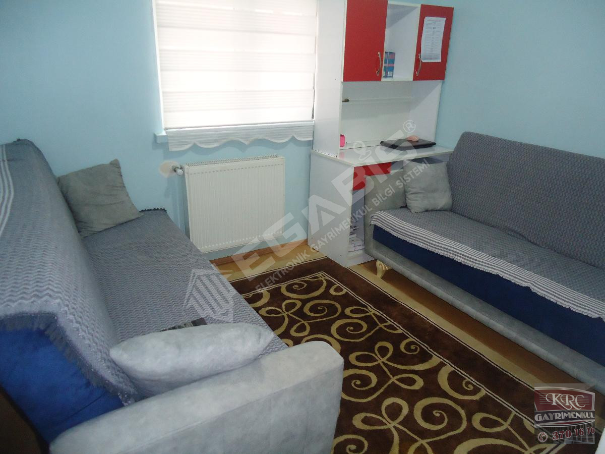 KRC'DEN MERKEZİ KONUMDA SATILIK 3+1 DAİRE - 5