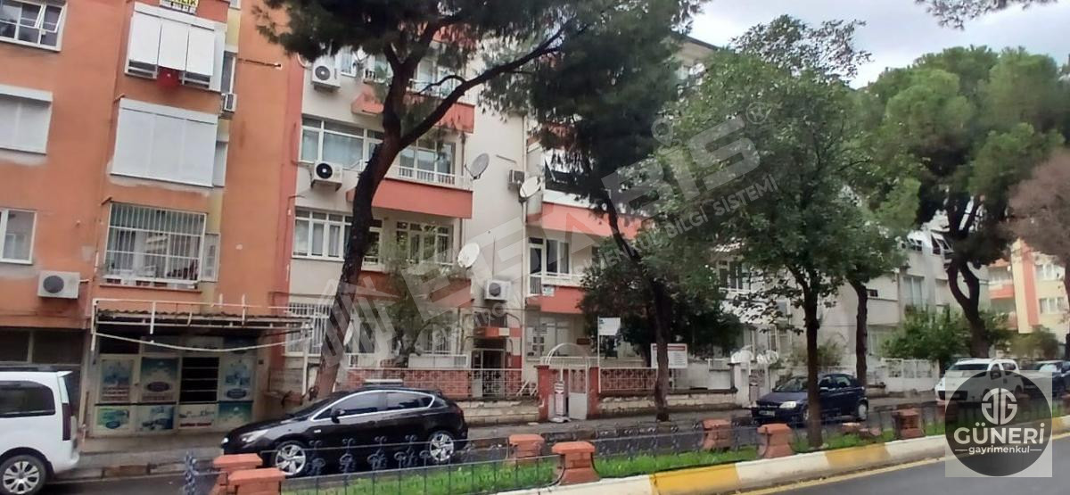 AYDIN NAZİLLİ CUMHURİYET MAHALLESİ ADLİYE CİVARI SATILIK 3+1 DAİRE - 4