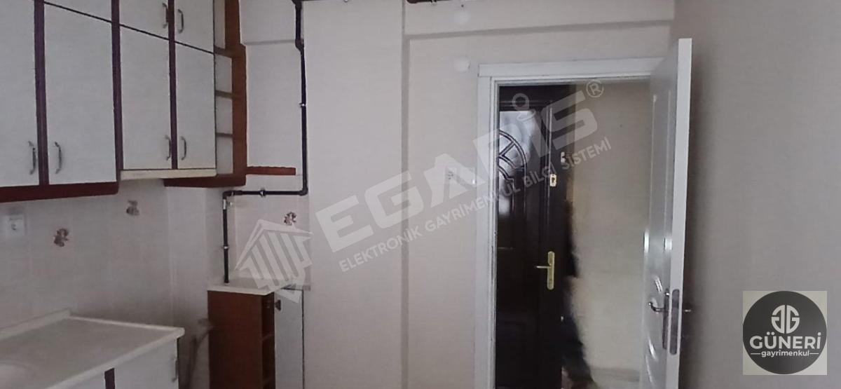 AYDIN NAZİLLİ CUMHURİYET MAHALLESİ ADLİYE CİVARI SATILIK 3+1 DAİRE - 31