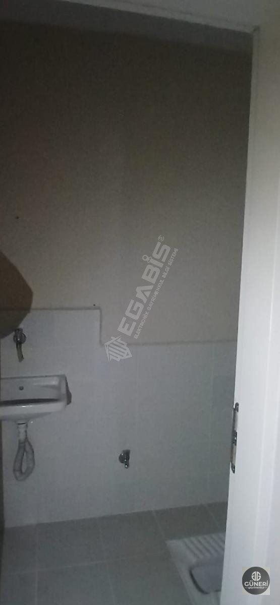 AYDIN NAZİLLİ CUMHURİYET MAHALLESİ ADLİYE CİVARI SATILIK 3+1 DAİRE - 36