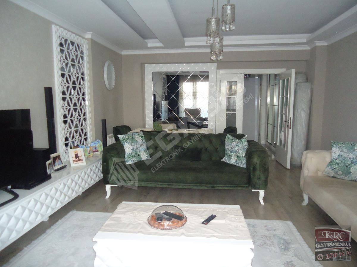 KRC'DEN SİTEDE 140M2 NET FULL YAPILI MANZARALI 3+1 DAİRE
