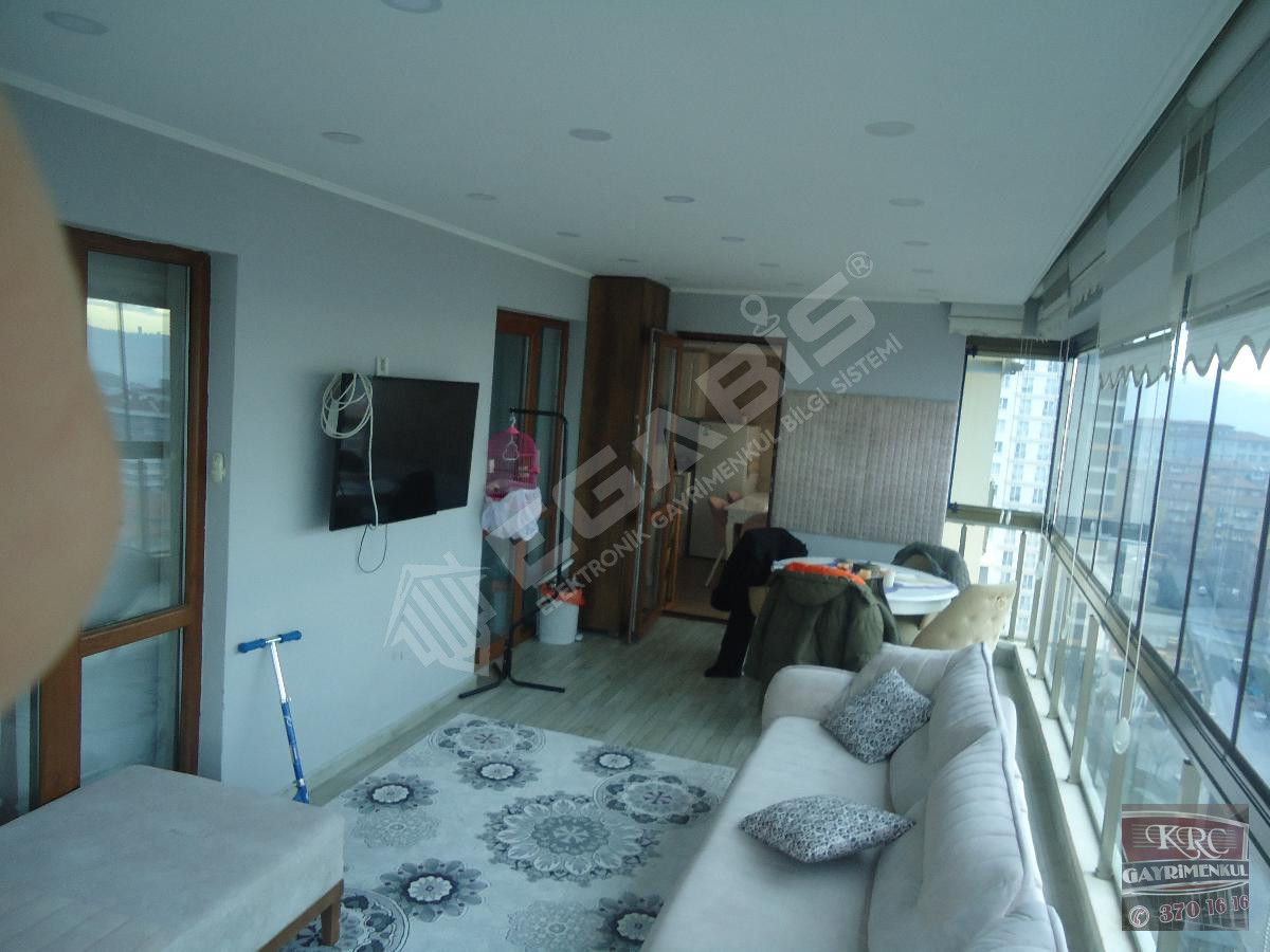 KRC'DEN SİTEDE 140M2 NET FULL YAPILI MANZARALI 3+1 DAİRE - 25