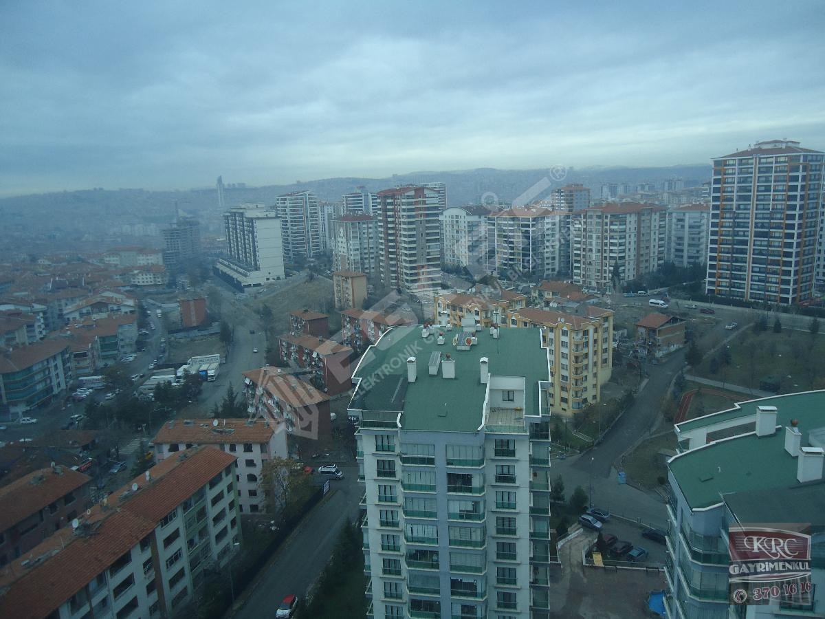 KRC'DEN SİTEDE 140M2 NET FULL YAPILI MANZARALI 3+1 DAİRE - 28