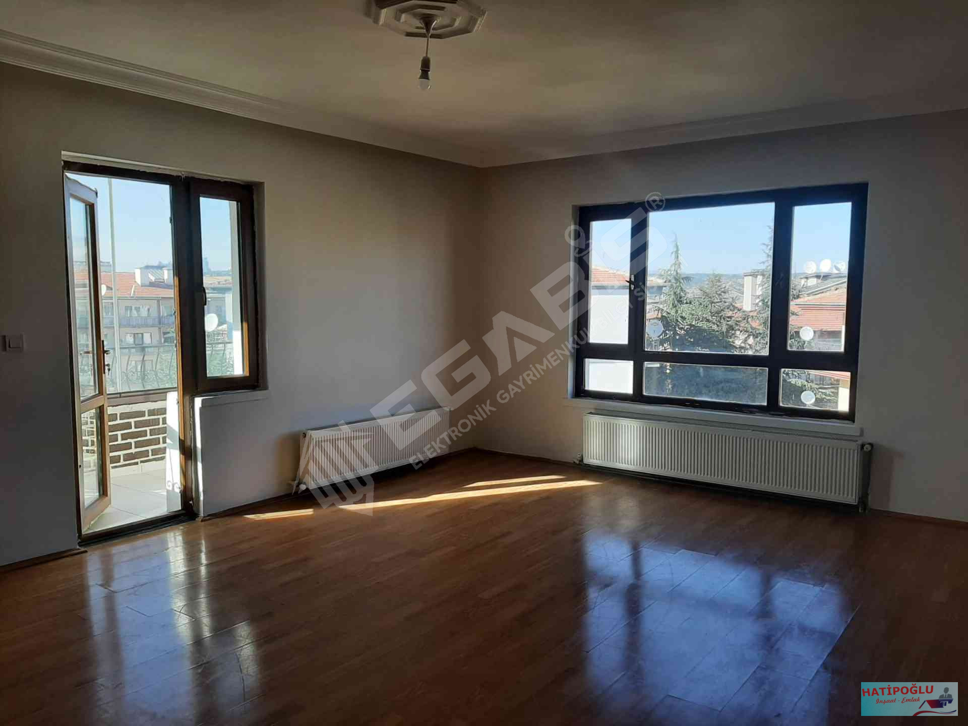 BAHÇELİEVLER MAHALLESİNDE , MÜKEMMEL KONUMDA SATILIK DAİRE - 5