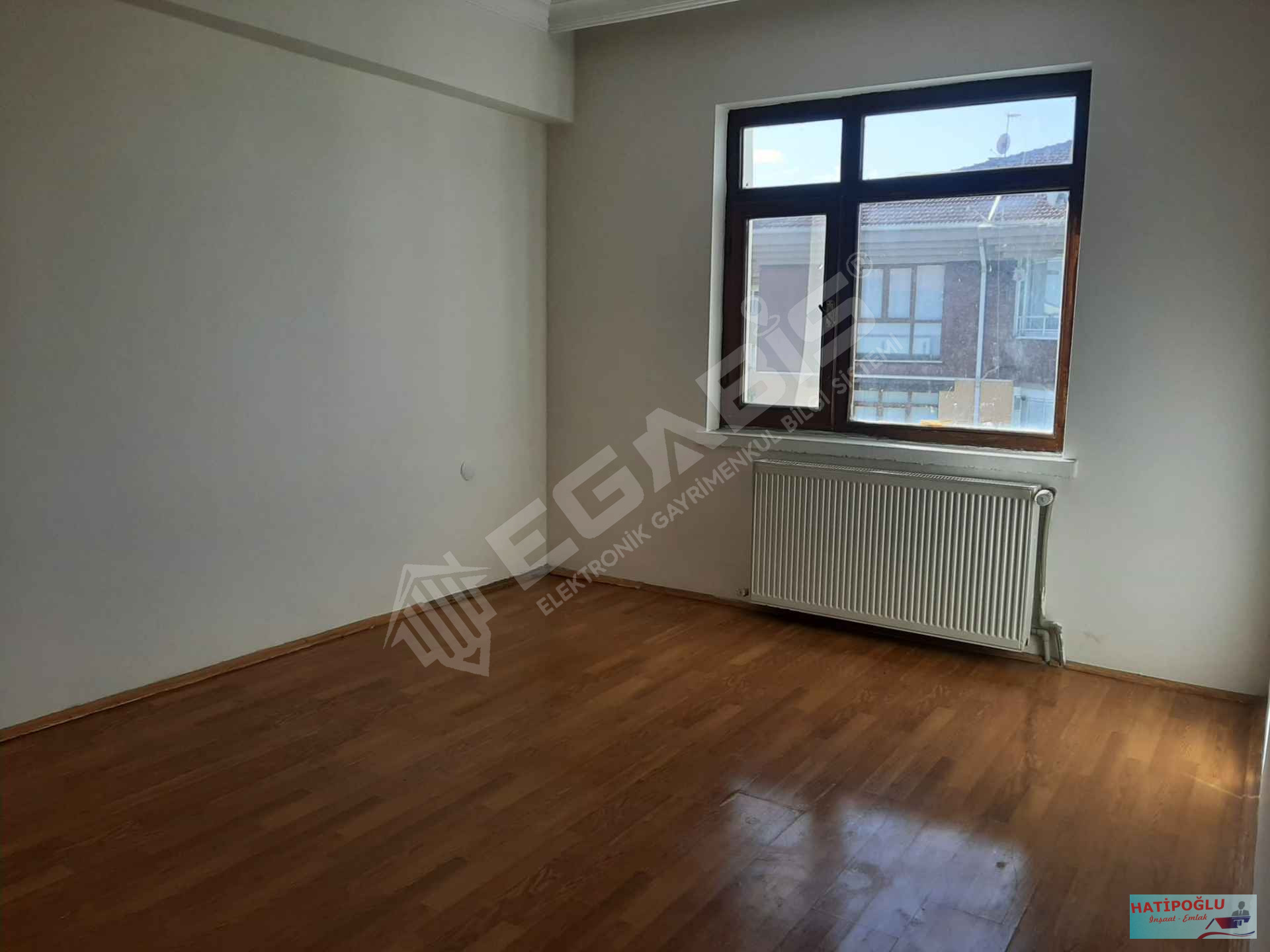 BAHÇELİEVLER MAHALLESİNDE , MÜKEMMEL KONUMDA SATILIK DAİRE - 13