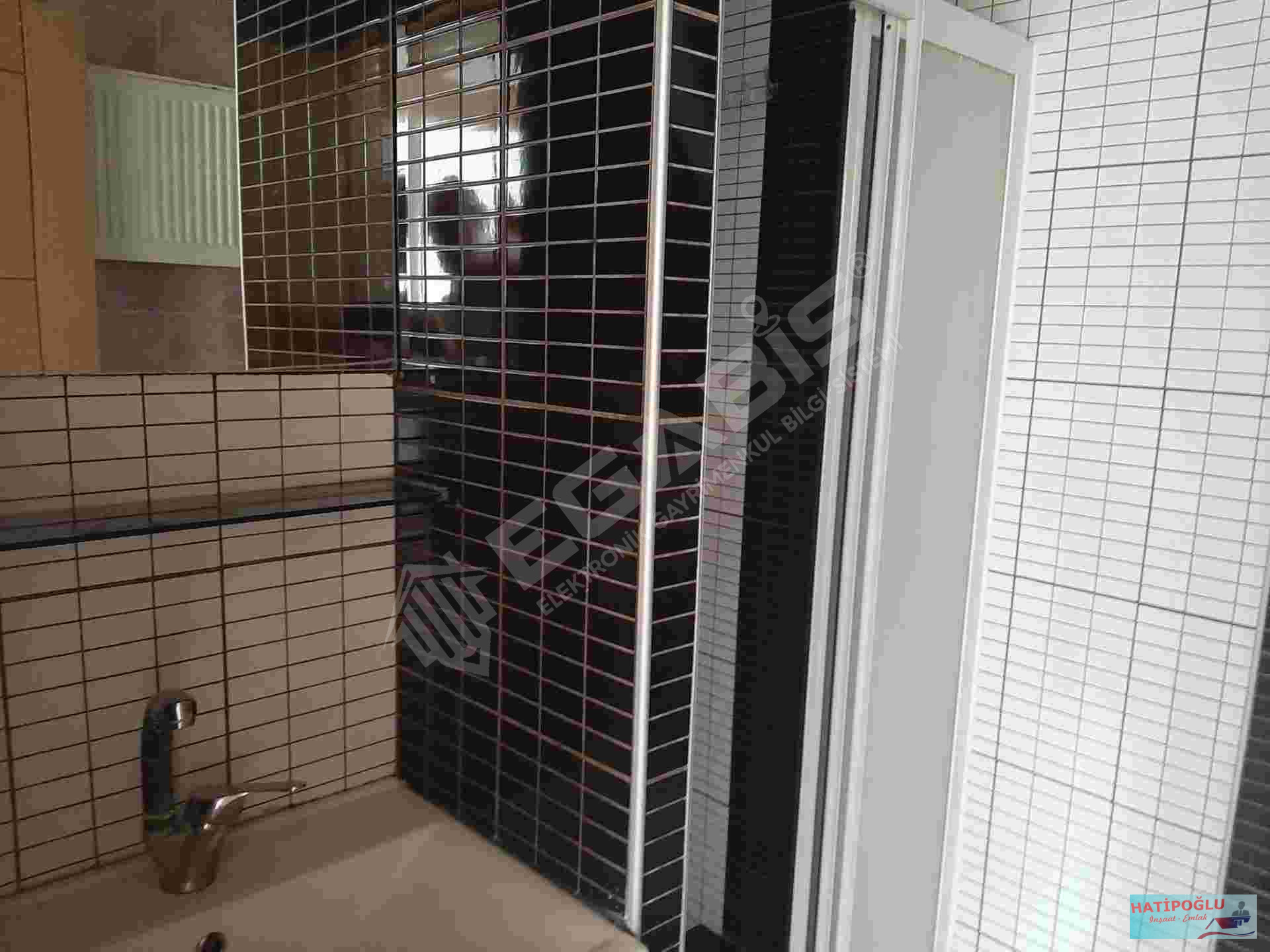 BAHÇELİEVLER MAHALLESİNDE , MÜKEMMEL KONUMDA SATILIK DAİRE - 15