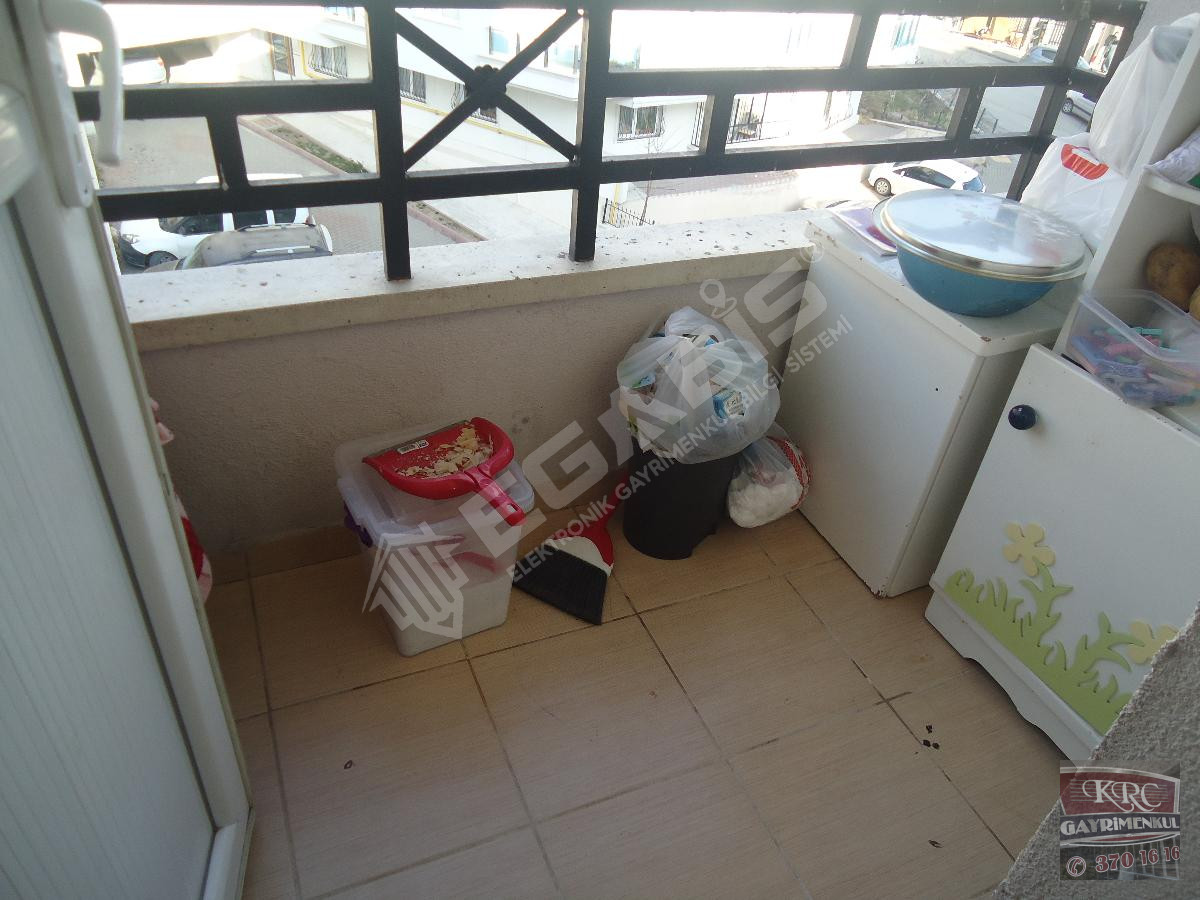 KRC'DEN MERKEZİ KONUMDA ASANSÖRLÜ SATILIK 3+1 DAİRE - 7