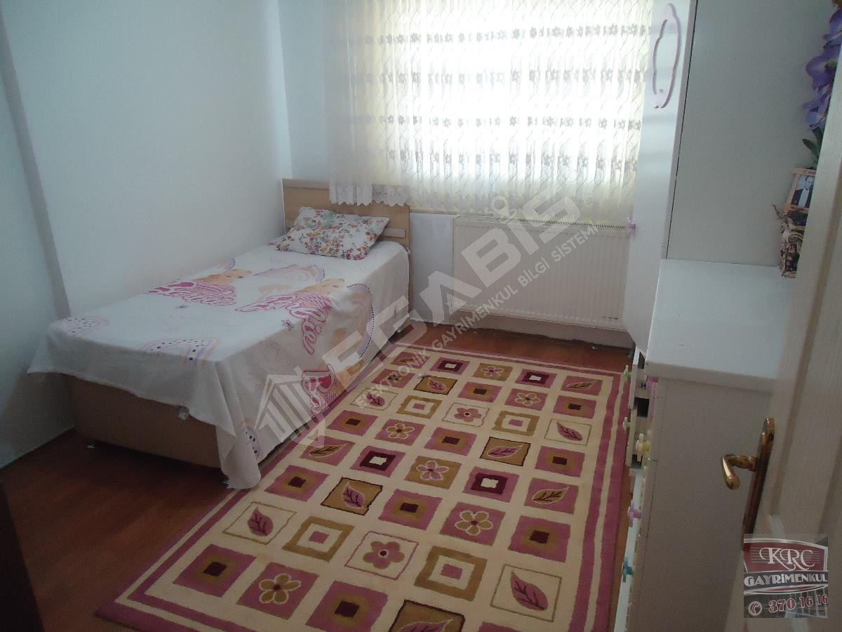 KRC'DEN MERKEZİ KONUMDA ASANSÖRLÜ SATILIK 3+1 DAİRE - 8