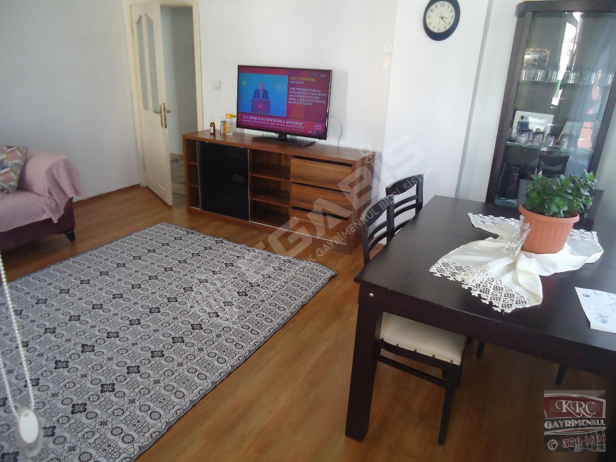 KRC'DEN MERKEZİ KONUMDA ASANSÖRLÜ SATILIK 3+1 DAİRE - 16