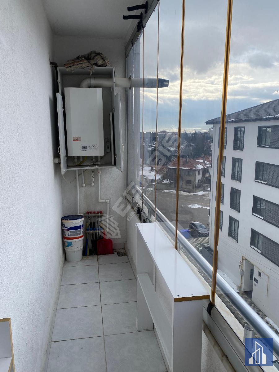 2+1 AMERİKAN MUTFAKLI BAKIMLI DAİRE - 11