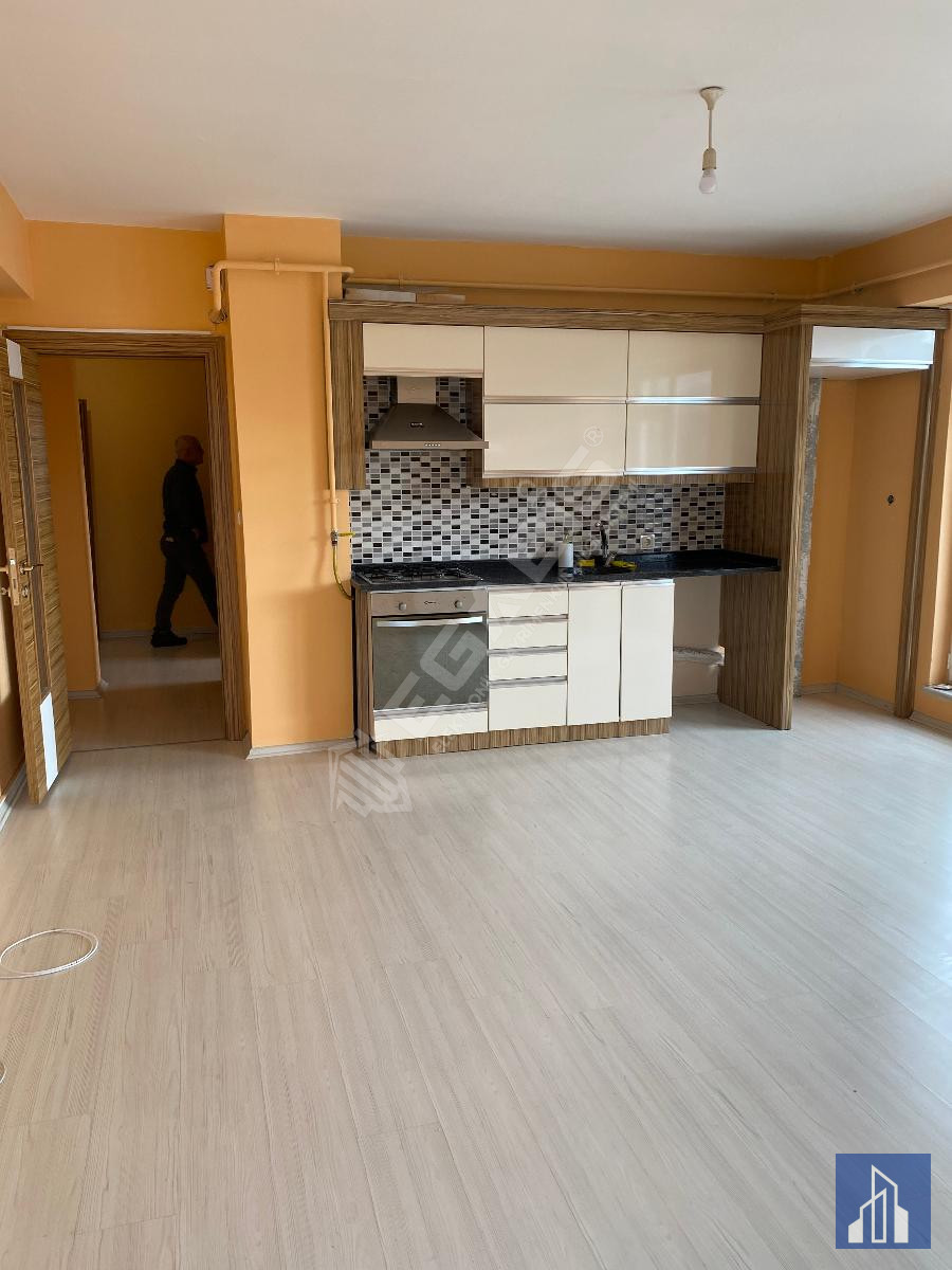 2+1 AMERİKAN MUTFAKLI BAKIMLI DAİRE - 5