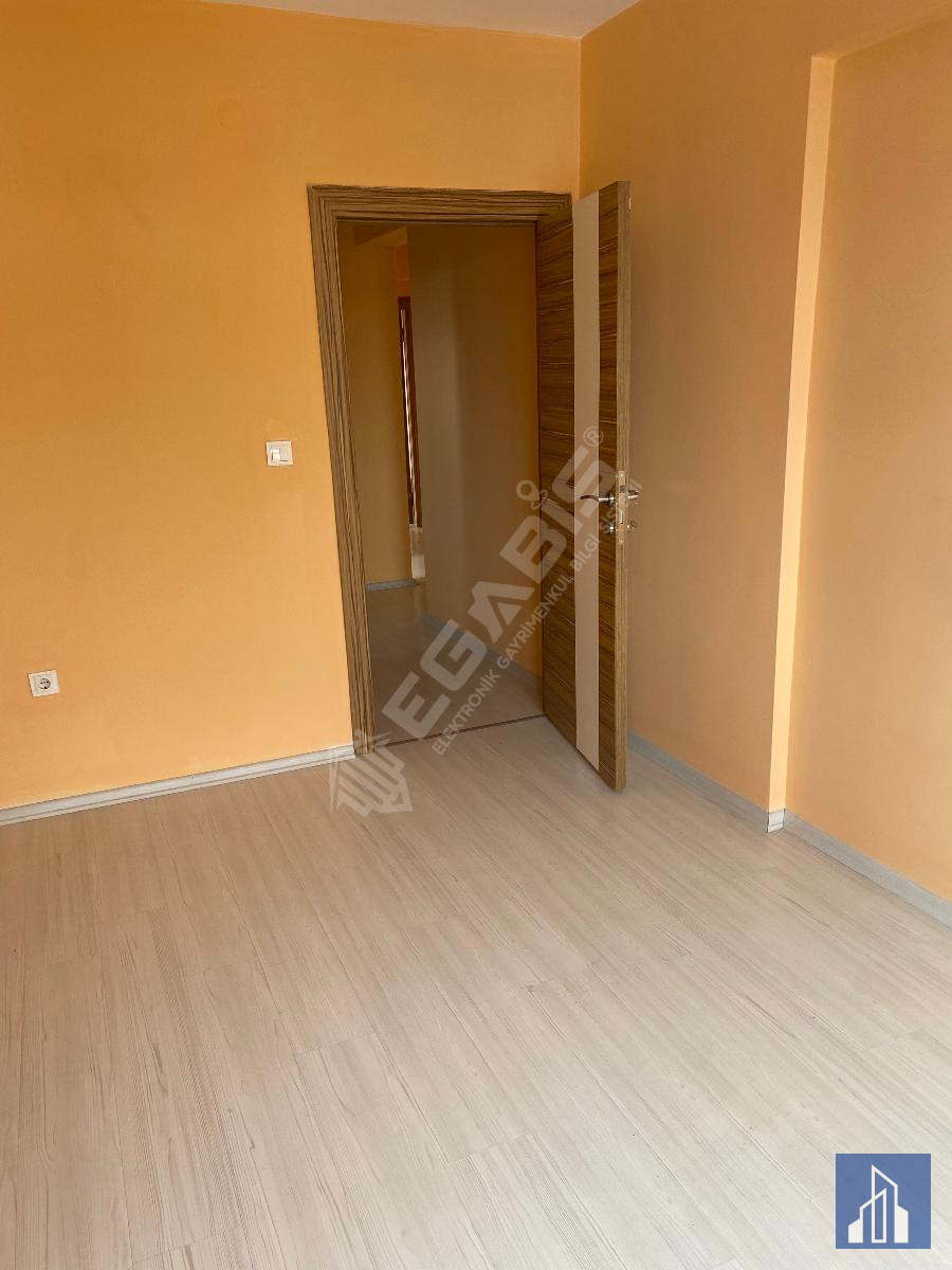 2+1 AMERİKAN MUTFAKLI BAKIMLI DAİRE - 13