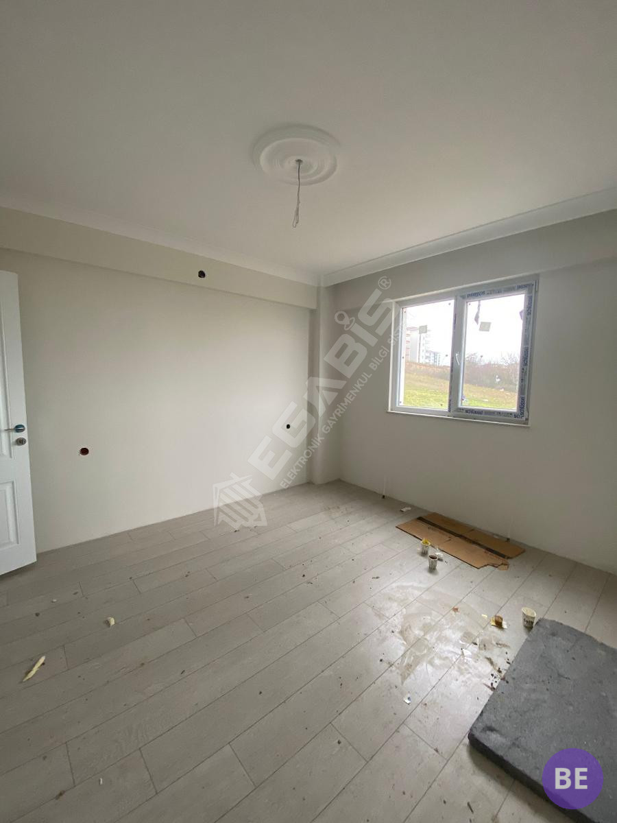 BULURUZDAN KURTULUŞ MAH. SİTE İÇİNDE SATILIK SIFIR 2+1 DAİRE - 4