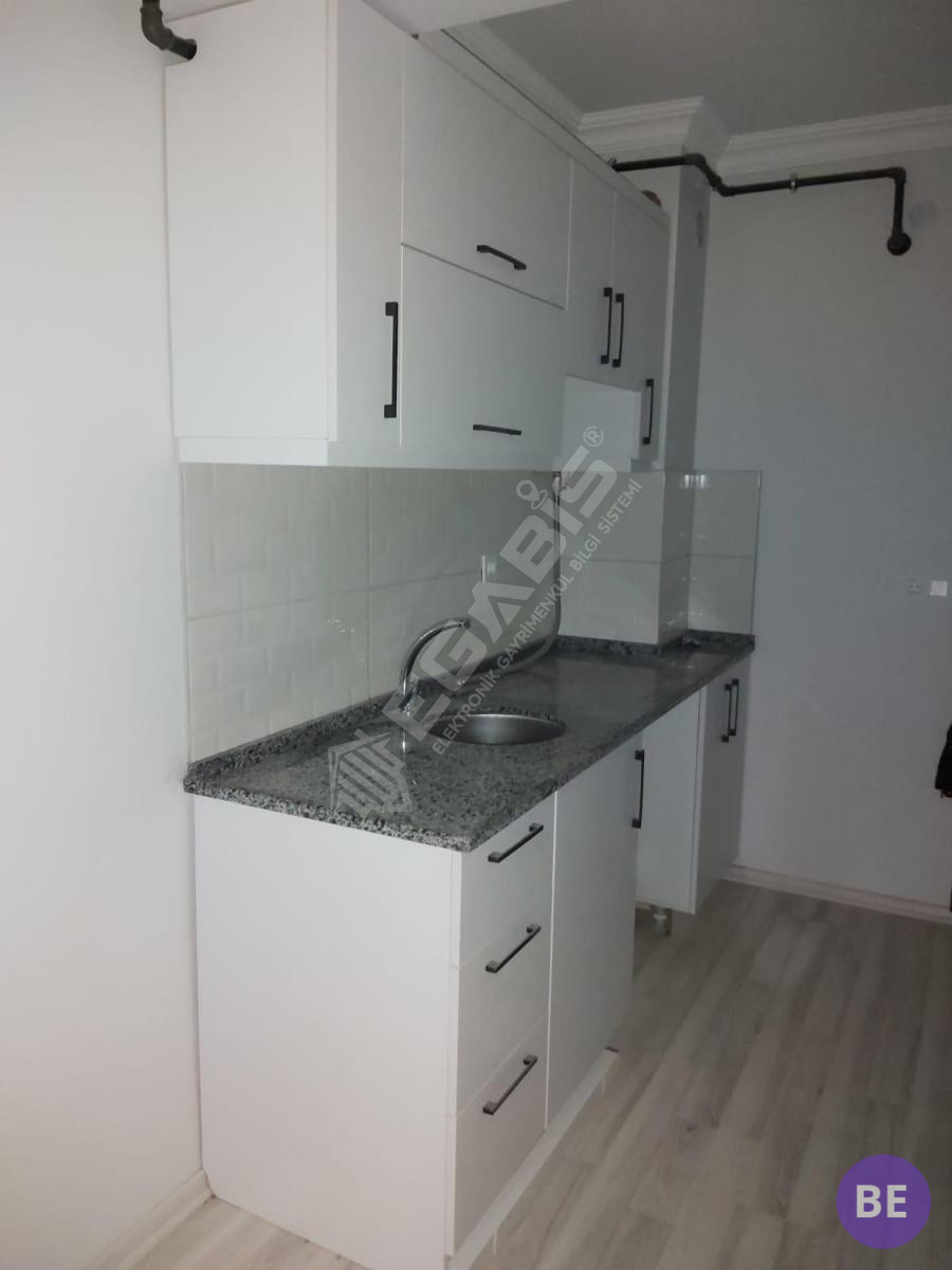 BULURUZDAN MERKEZİ KONUMDA SATILIK 1+1 - 10