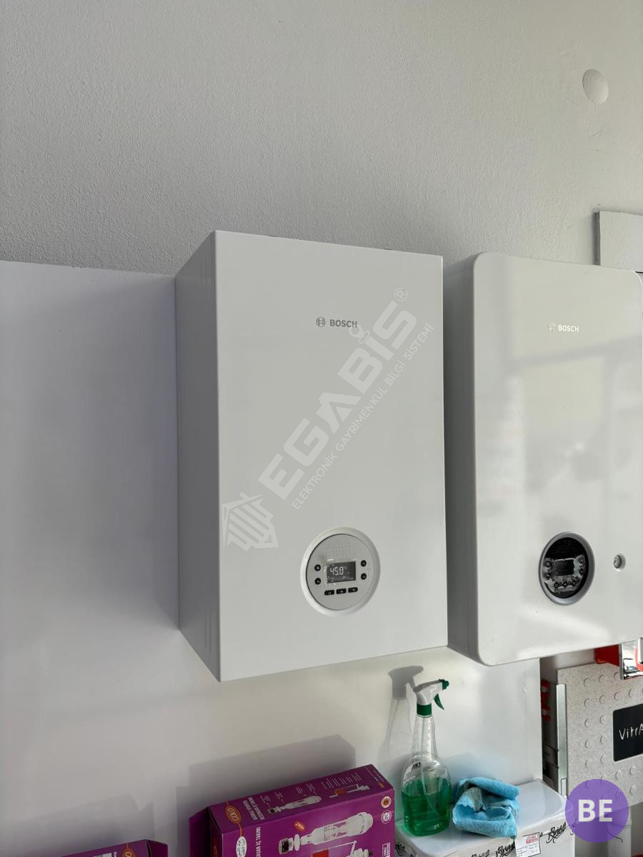 BULURUZDAN MERKEZİ KONUMDA SATILIK 1+1 - 13