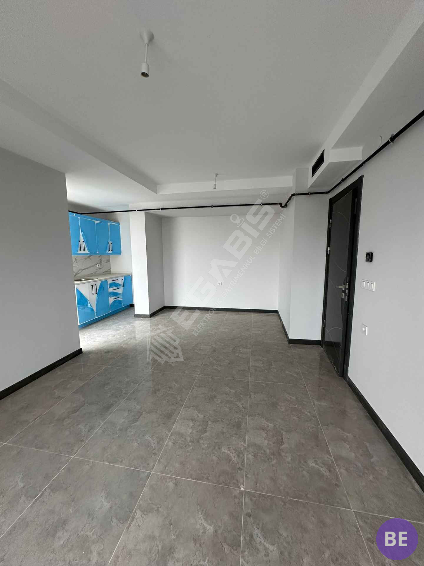 EDİRNE İSTASYON MAHALLESİNDE MERKEZİ KONUMDA, LÜKS BİNADA GENİŞ 1+1 SATILIK HOME OFİS&İŞYERİ - 10