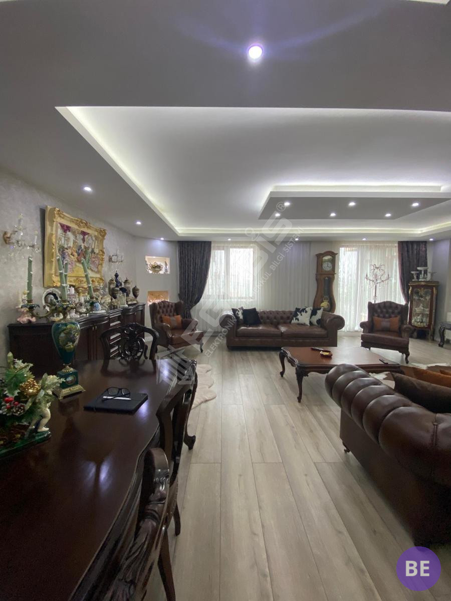 BULURUZDAN EDİRNE MERKEZDE SATILIK 5+2 VİLLA - 35