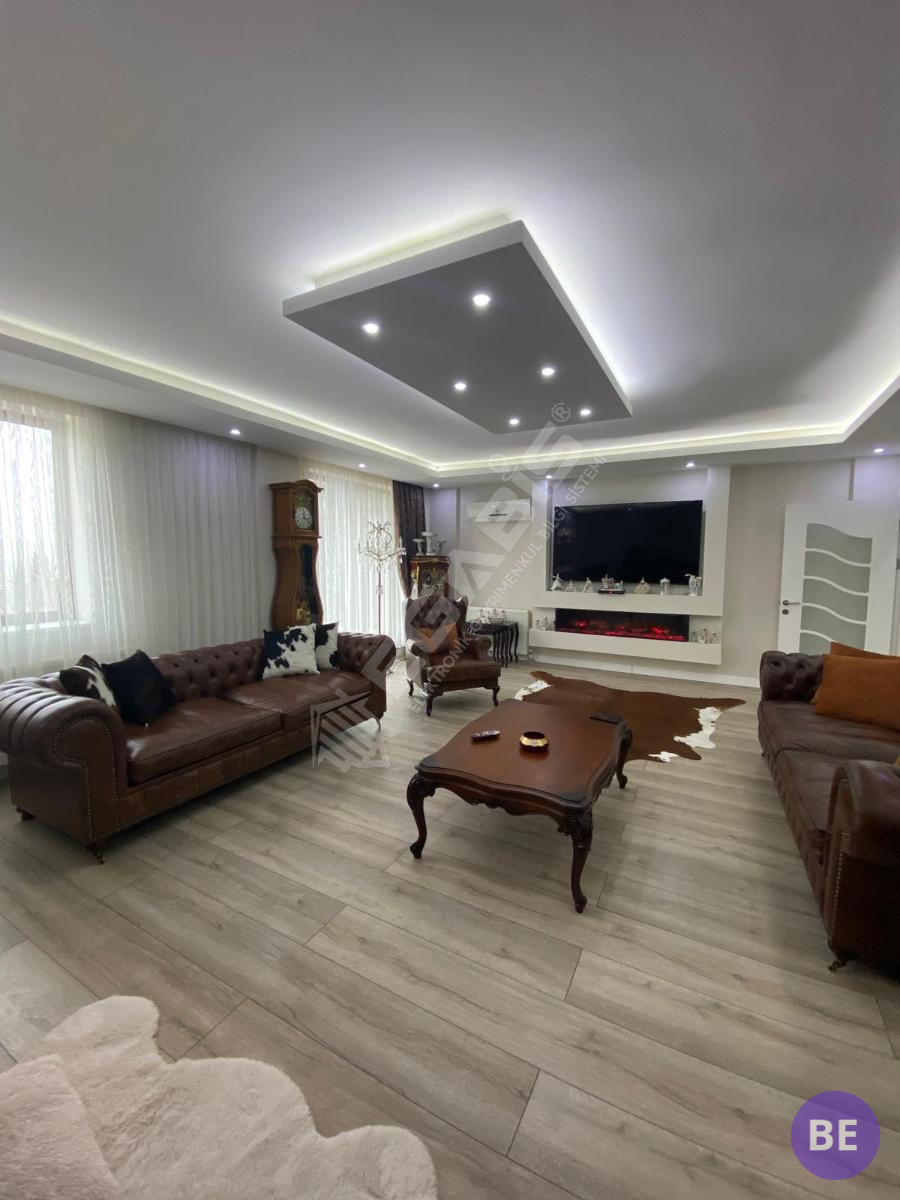 BULURUZDAN EDİRNE MERKEZDE SATILIK 5+2 VİLLA - 36