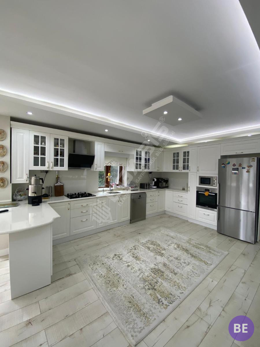 BULURUZDAN EDİRNE MERKEZDE SATILIK 5+2 VİLLA - 49