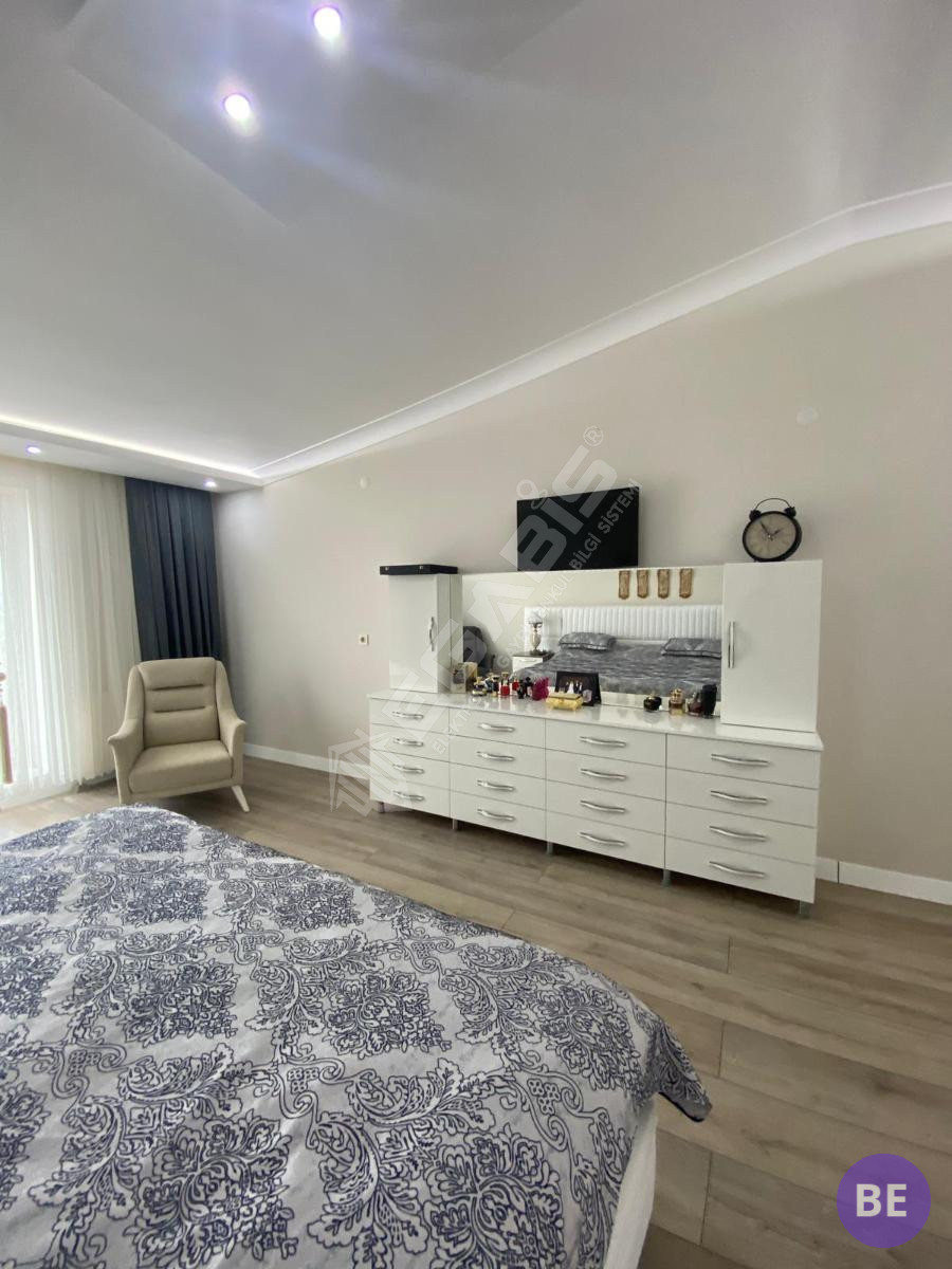 BULURUZDAN EDİRNE MERKEZDE SATILIK 5+2 VİLLA - 53