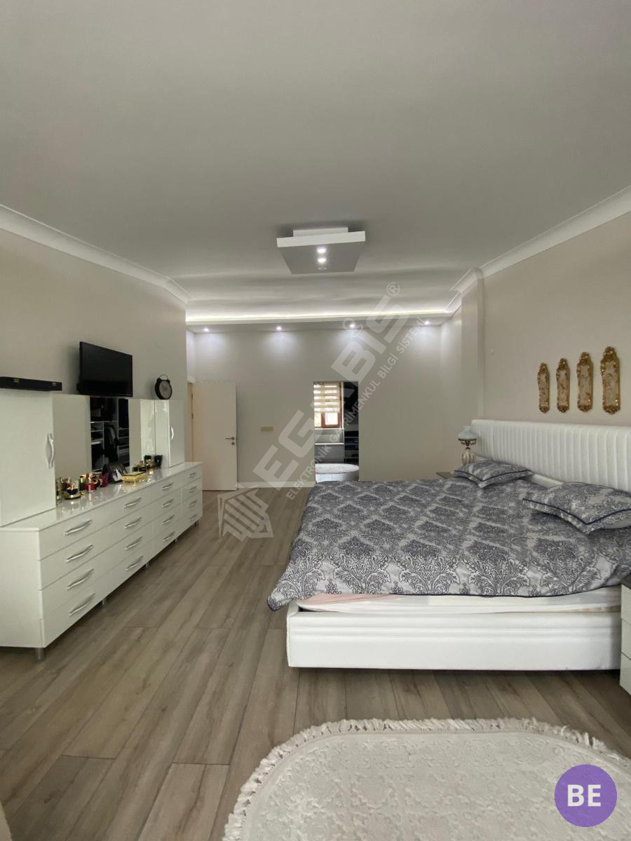 BULURUZDAN EDİRNE MERKEZDE SATILIK 5+2 VİLLA - 58