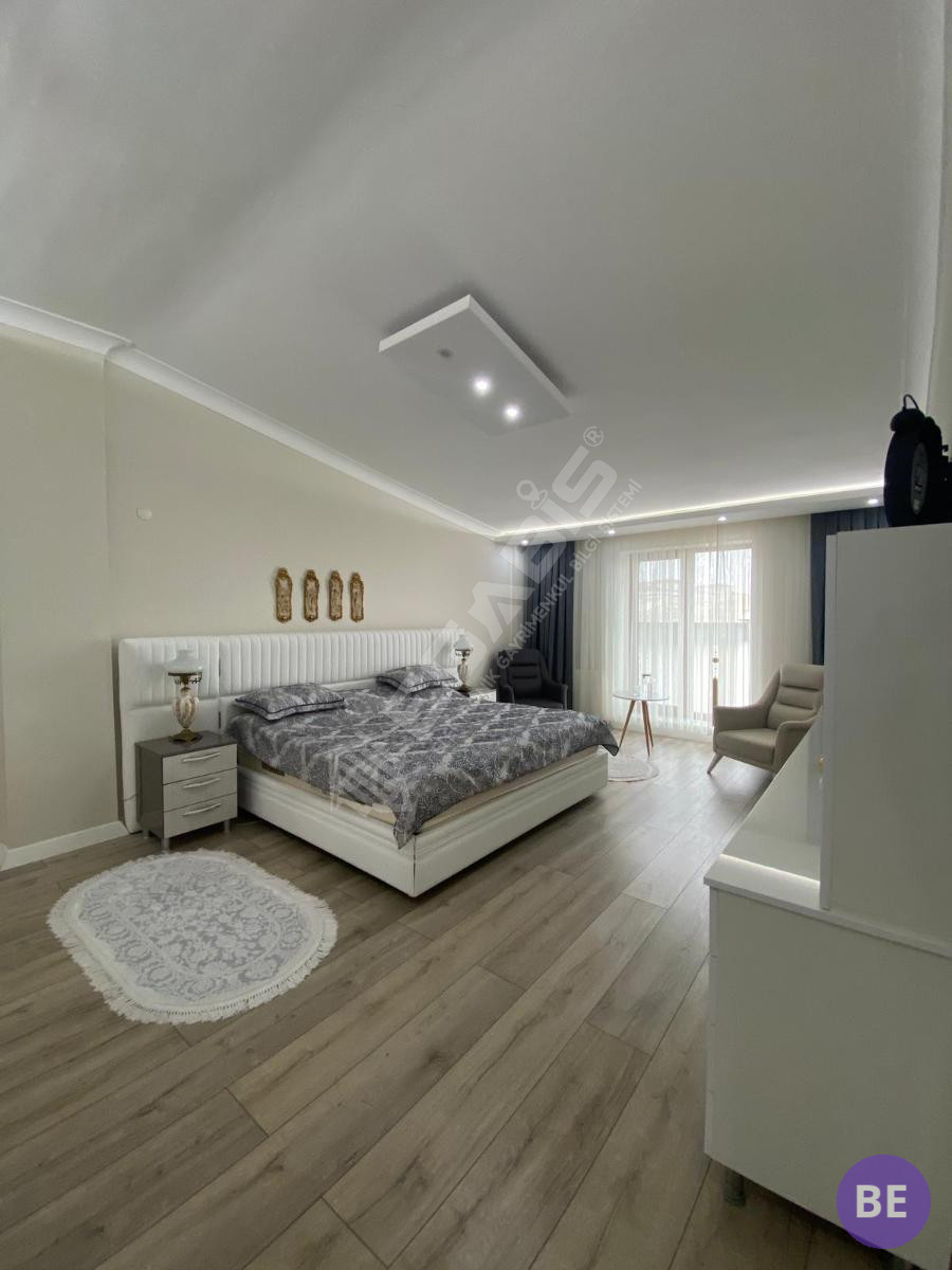 BULURUZDAN EDİRNE MERKEZDE SATILIK 5+2 VİLLA - 62