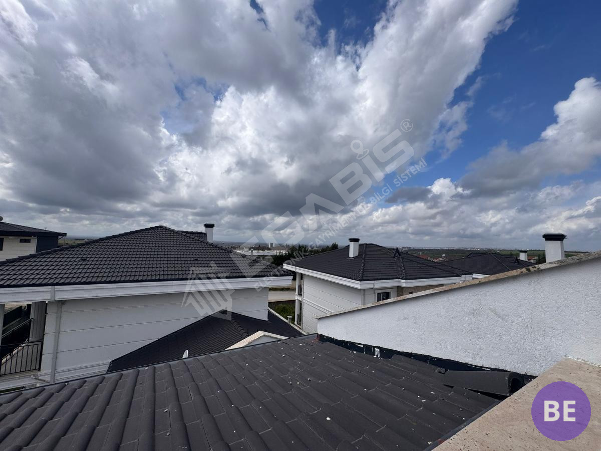 BULURUZDAN EDİRNE 100. YIL MAHALLESİ NATAMAM SATILIK 4+1 VİLLA - 2