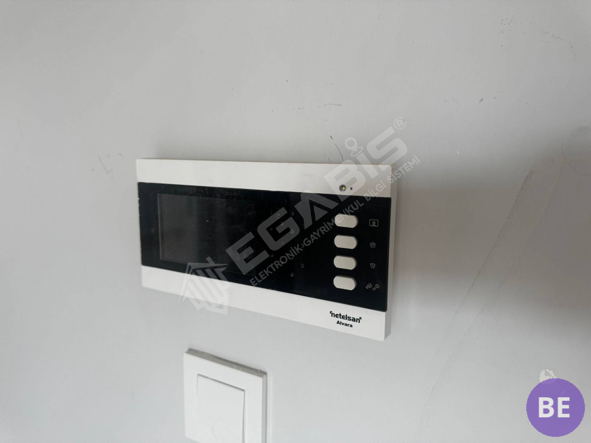 KURTULUŞ MAHALLESİNDE SATILIK 2+1 DAİRE