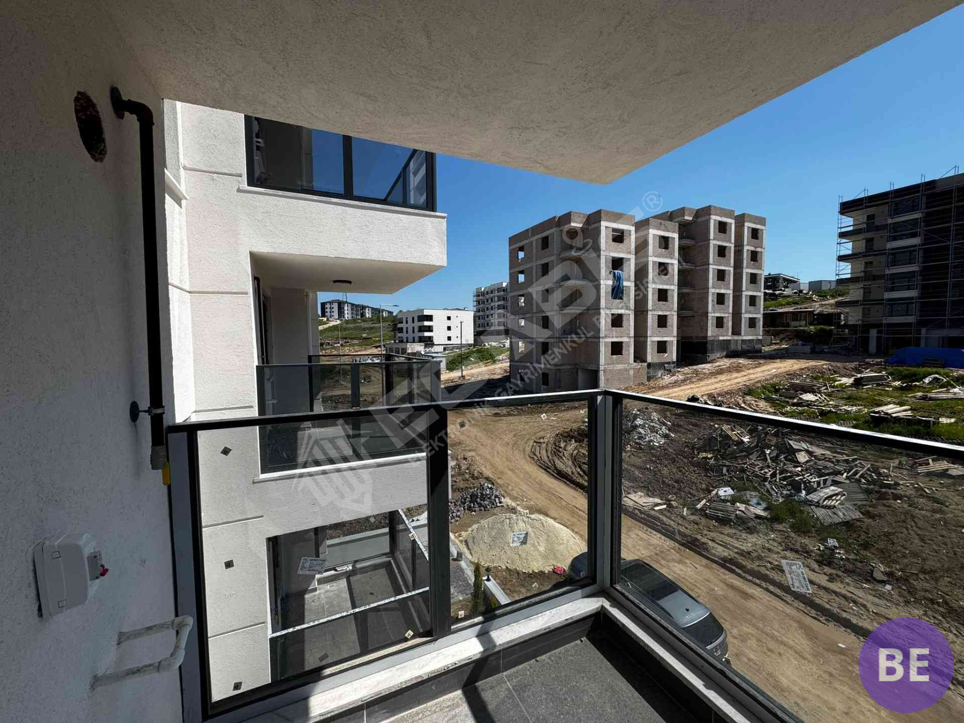 KURTULUŞ MAHALLESİNDE SATILIK 2+1 DAİRE - 8