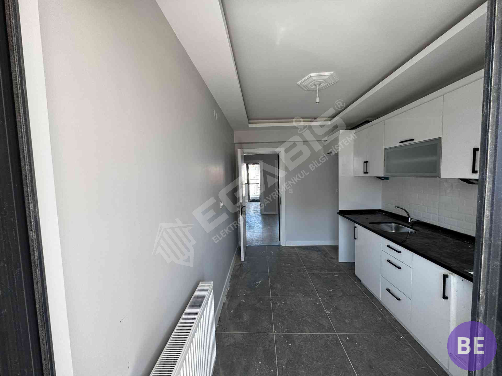 KURTULUŞ MAHALLESİNDE SATILIK 2+1 DAİRE - 9