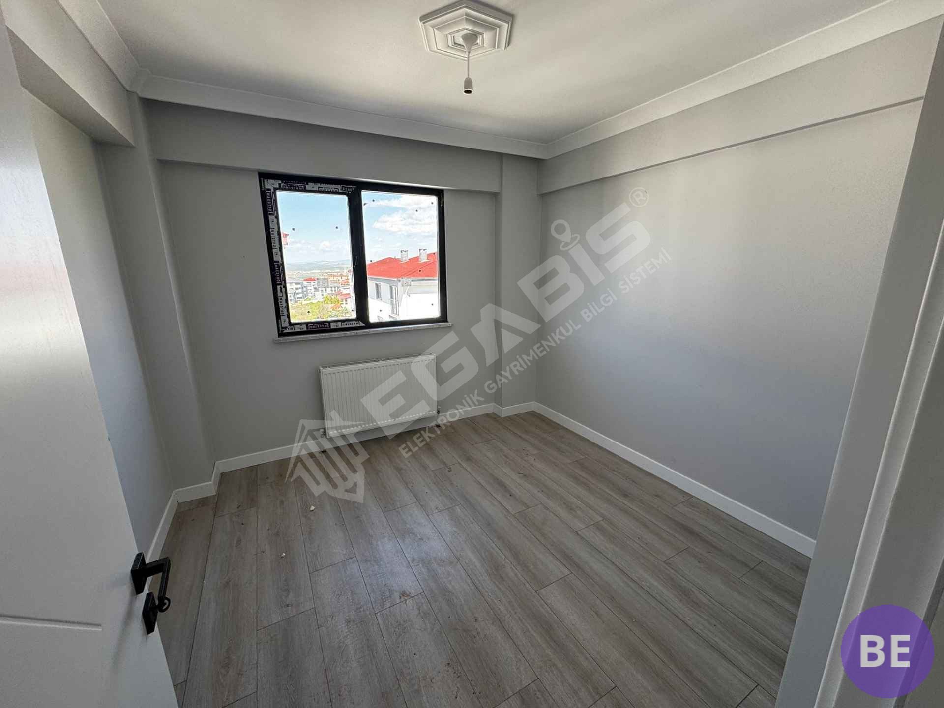KURTULUŞ MAHALLESİNDE SATILIK 2+1 DAİRE - 16
