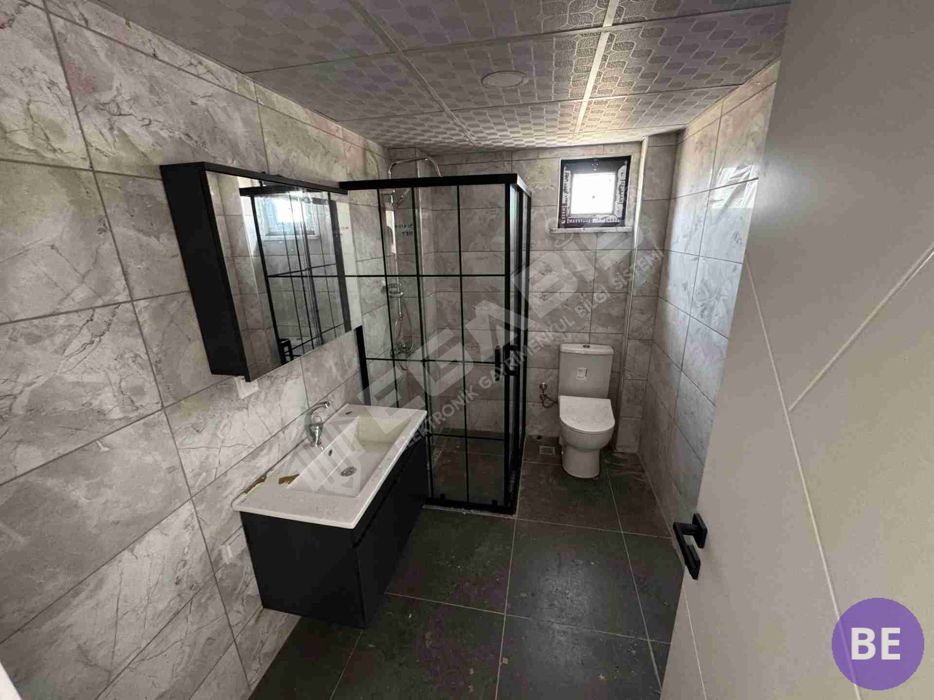 KURTULUŞ MAHALLESİNDE SATILIK 2+1 DAİRE - 32