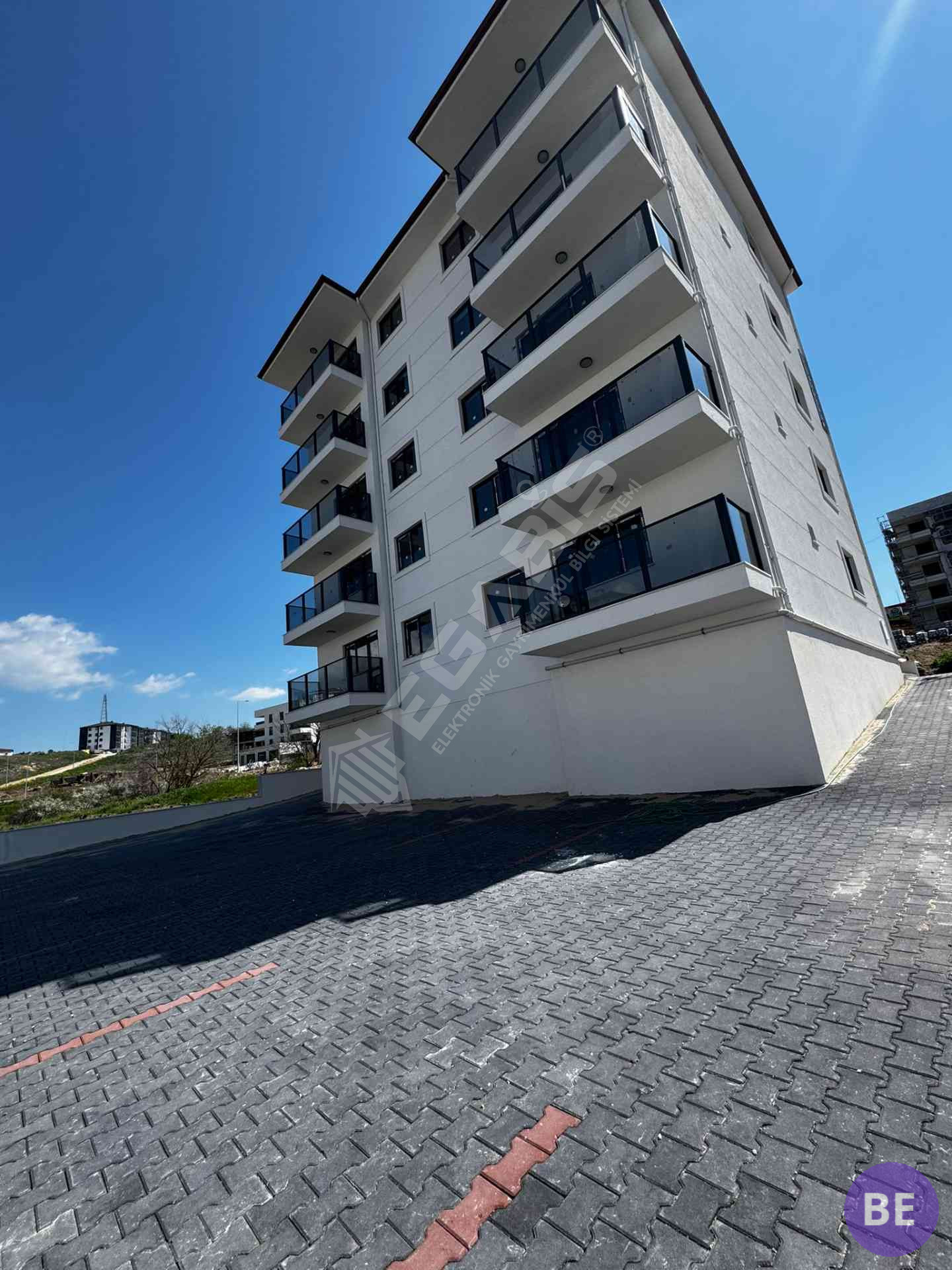 KURTULUŞ MAHALLESİNDE SATILIK 2+1 DAİRE - 38