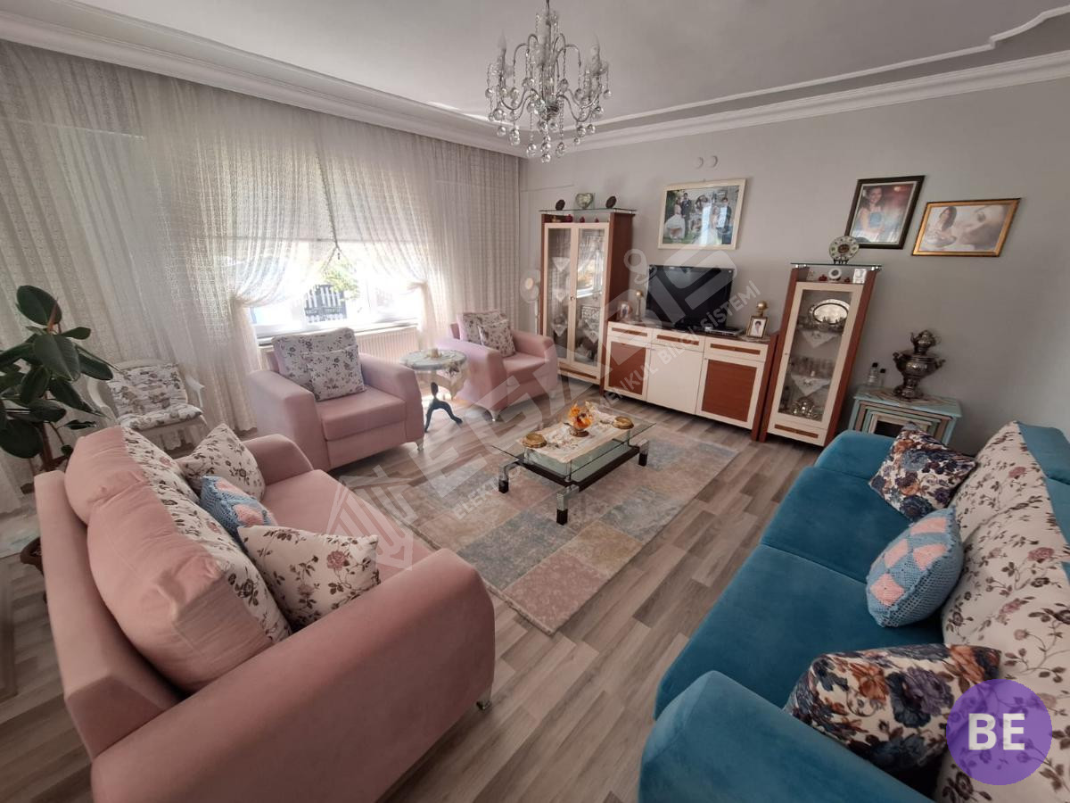 BULURUZDAN KIRKLARELİ MERKEZ İSTASYON MAHALLESİ SATILIK 3+1 DAİRE - 2