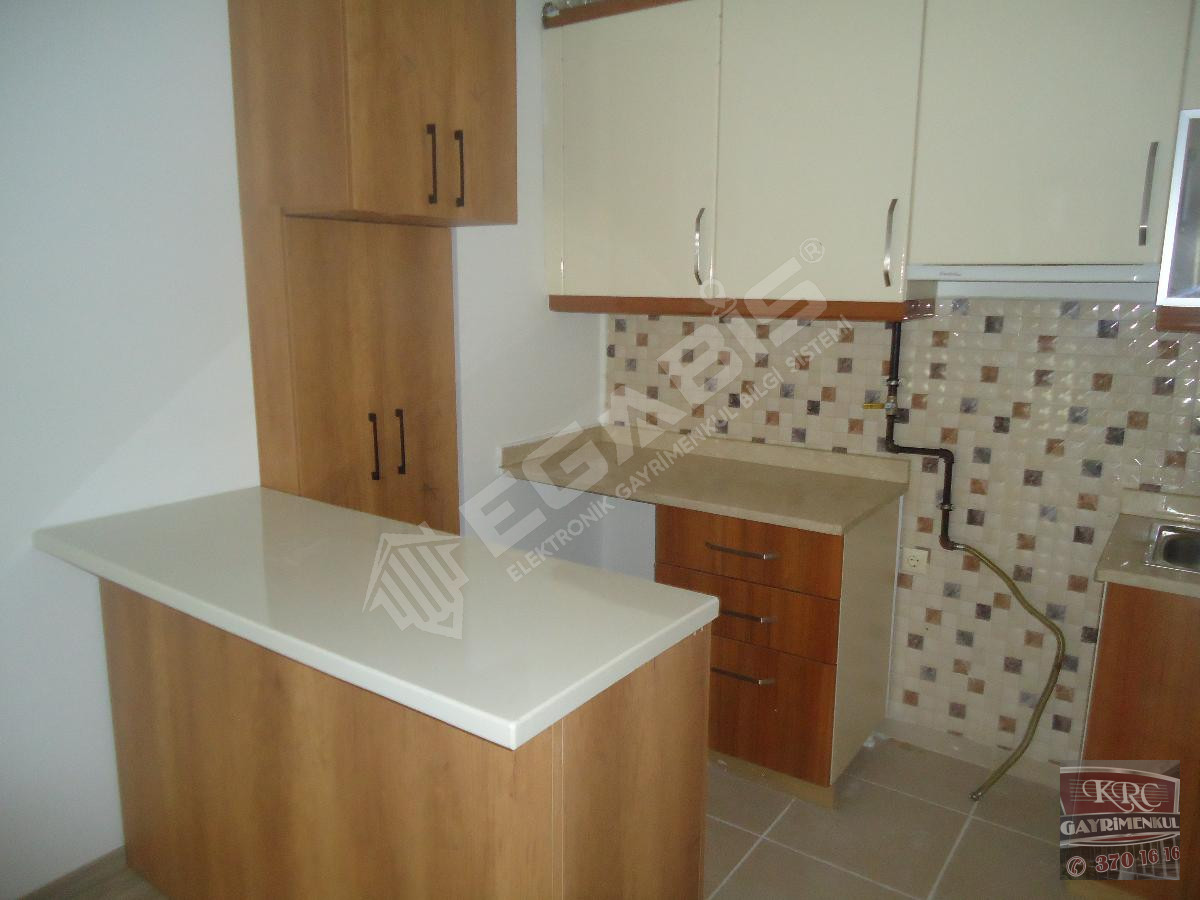 KRC'DEN KARAAĞAÇ TOKİLERDE SATILIK FULL YAPILI 2+1 DAİRE - 9