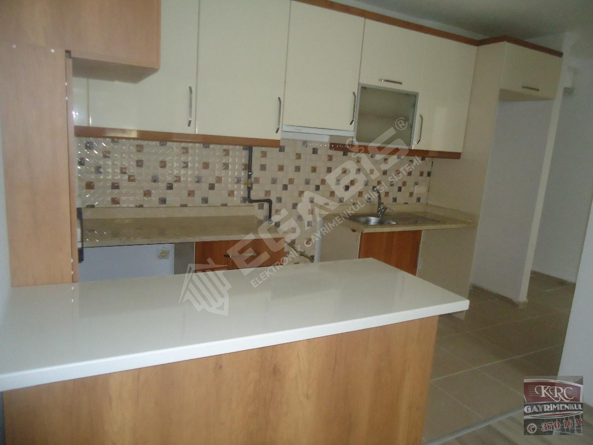 KRC'DEN KARAAĞAÇ TOKİLERDE SATILIK FULL YAPILI 2+1 DAİRE - 10