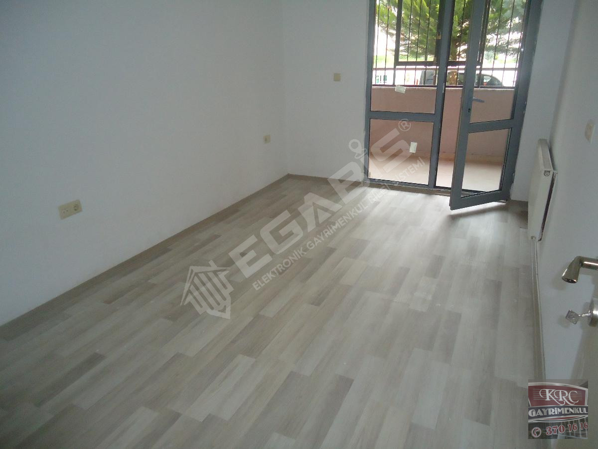 KRC'DEN KARAAĞAÇ TOKİLERDE SATILIK FULL YAPILI 2+1 DAİRE - 14