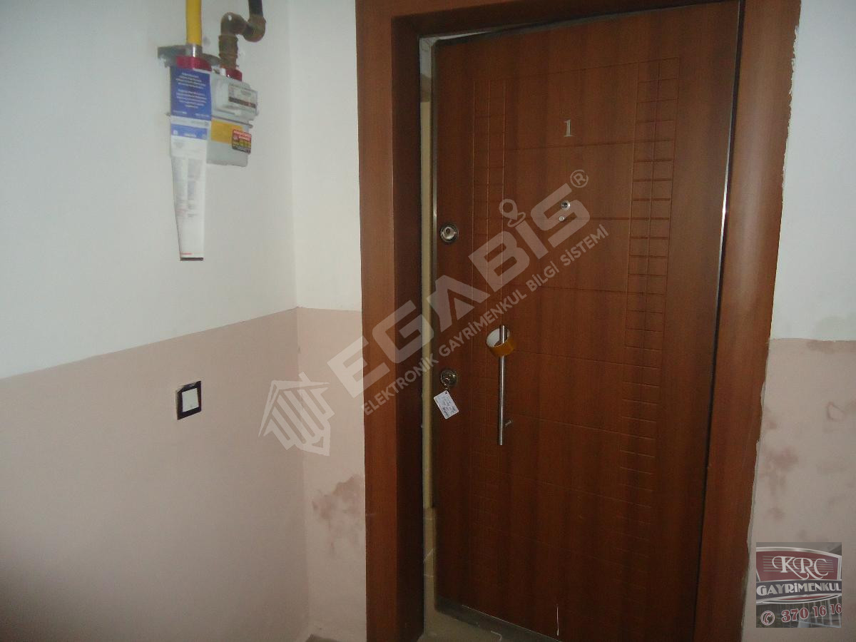 KRC'DEN KARAAĞAÇ TOKİLERDE SATILIK FULL YAPILI 2+1 DAİRE - 23