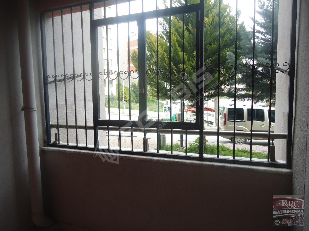 KRC'DEN KARAAĞAÇ TOKİLERDE SATILIK FULL YAPILI 2+1 DAİRE - 27
