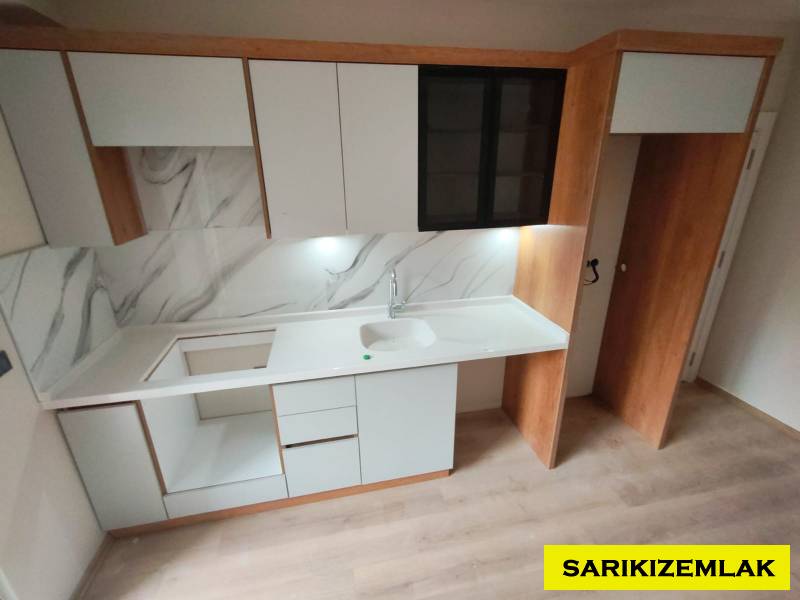 Edremit Turhanbey Mah`da1+1  Daire. - 3