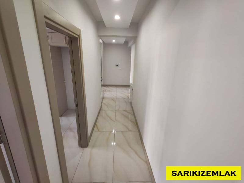 Edremit Gazicelal Mah`da2+1  Daire.