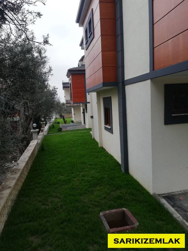 Edremit Güre Mah`da3+1  Villa. - 16